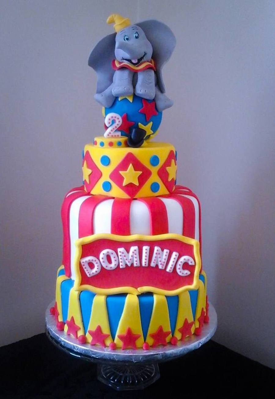 Circus Birthday Cakes Dumbo Circus Birthday Cake Cakecentral ...